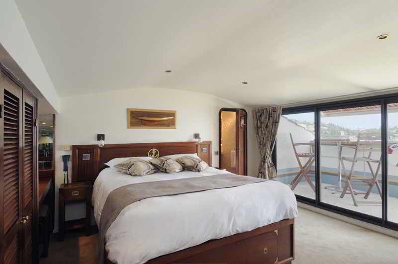 Welcome Hotel 4*